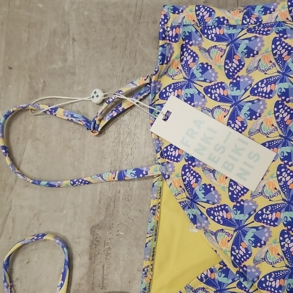 💕FRANKIE'S BIKINIS💕 Falcon Bikini TOP ~ Monarch Butterfly Print Medium M NWT - Picture 12 of 16